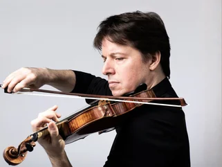 Joshua Bell_c_Benjamin_Ealovega