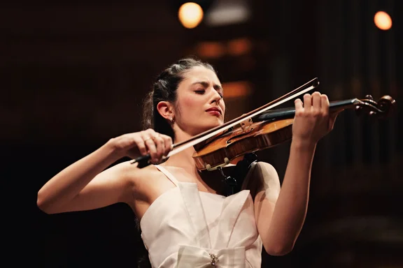 Maria Duenas @ Milagro Elsta